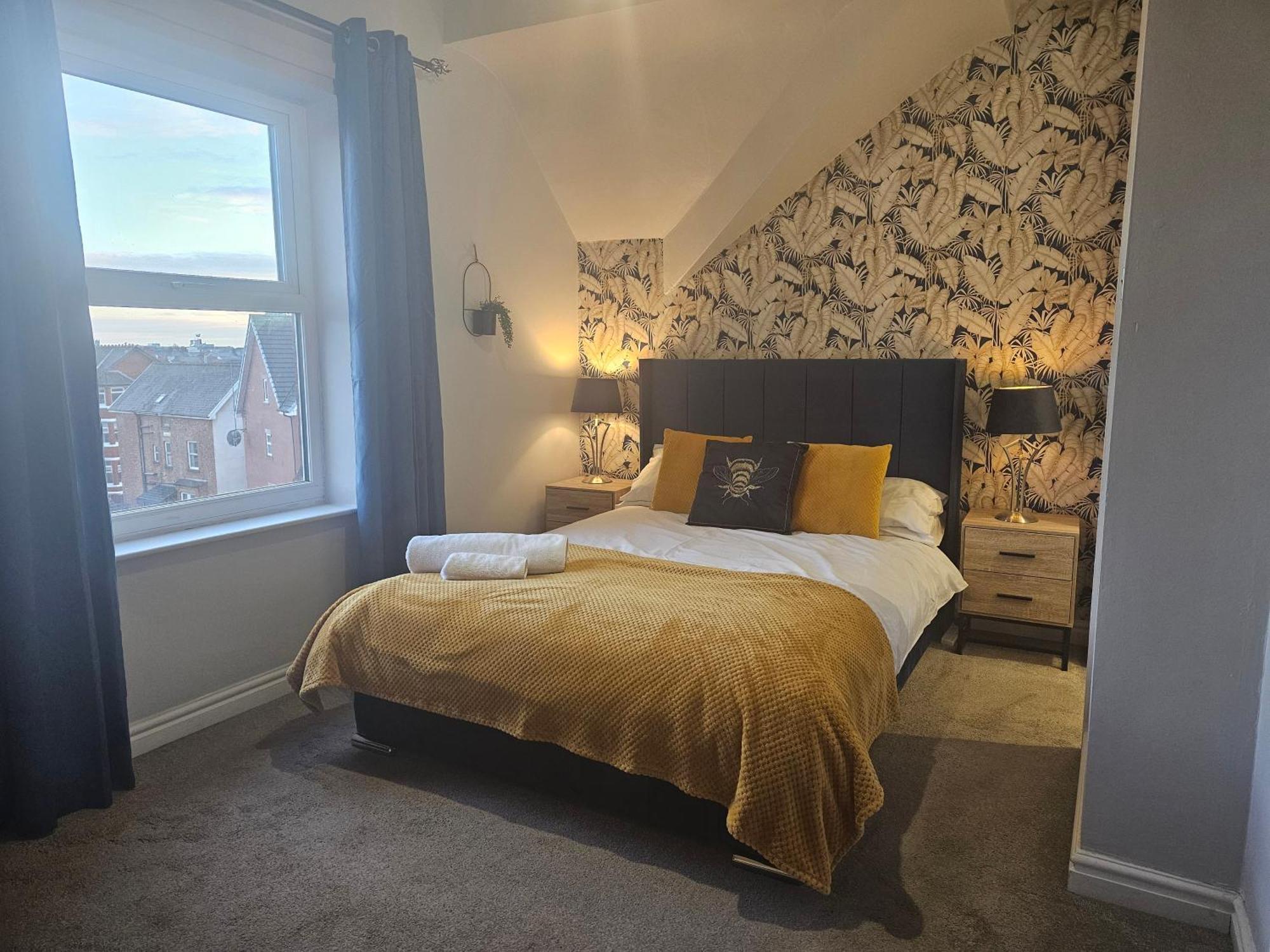 2 Bed Apartment Lakeside On The Promenade Southport Esterno foto